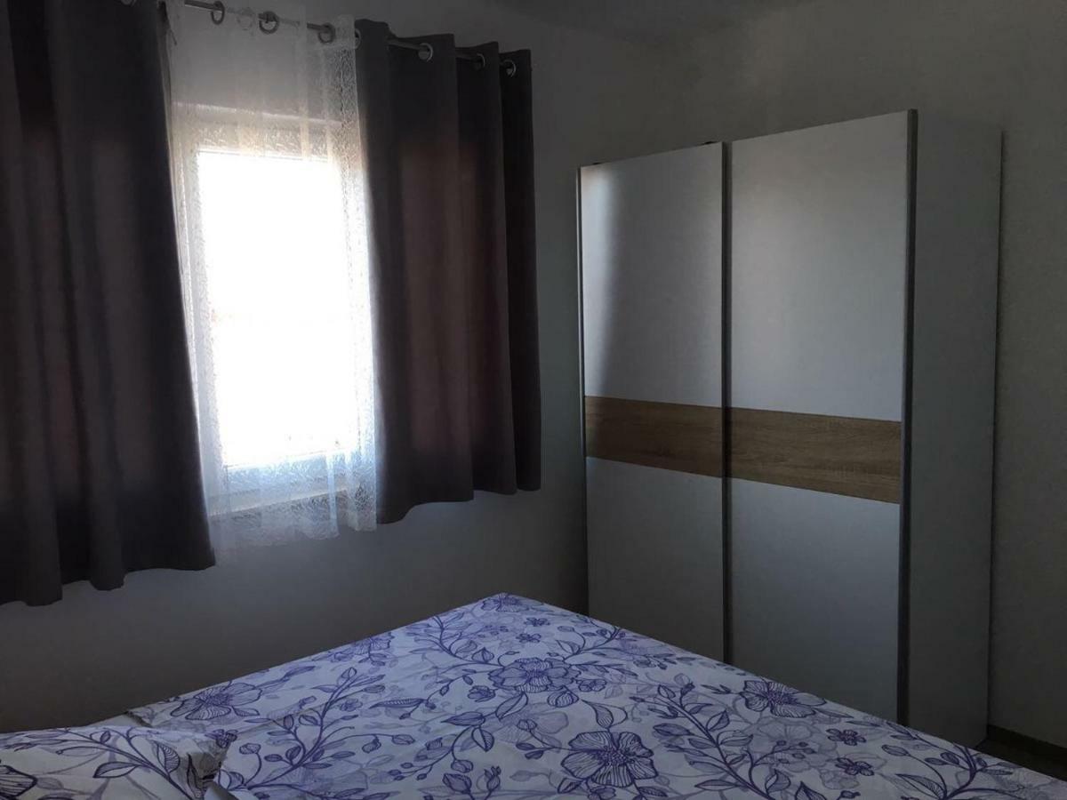 Apartman Ana Трогир Экстерьер фото